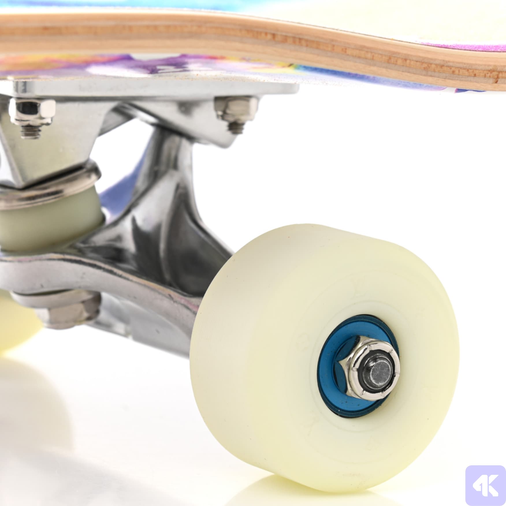 Louis Vuitton Skateboard (3 of 4 images)
